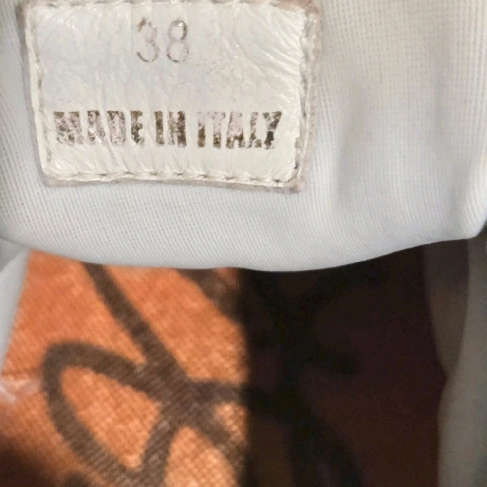Versace Cream and Gum Sole Women’s Sneakers - Picture 14 of 15